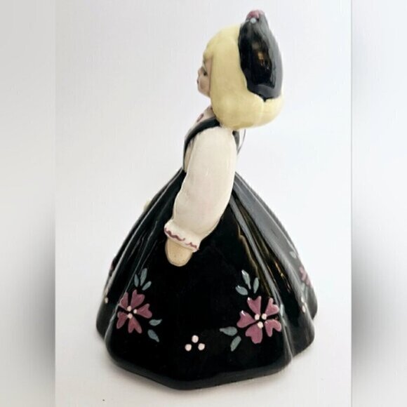 Vintage Squire Ceramics Figurine Girl with Doll – Zaida – California Pottery - Picture 3 of 15